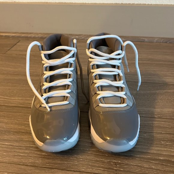 Air Jordan 11 Retro - Grey - Picture 2 of 2